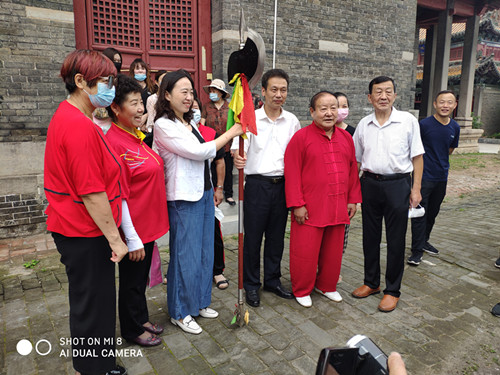 越河同心义工参加任城区民族传统文化“查拳”表演